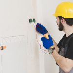 Instalacja aluminiowa w bloku z wielkiej płyty – naprawiać czy wymieniać?